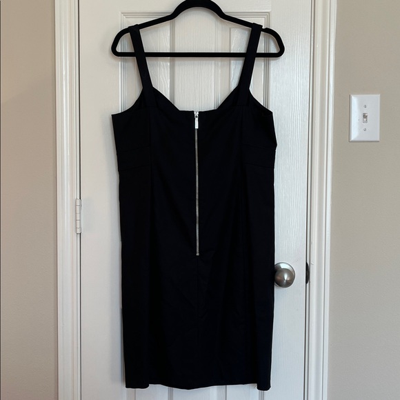 NWT Michael Kors Black Belt Dress - Picture 4 of 10